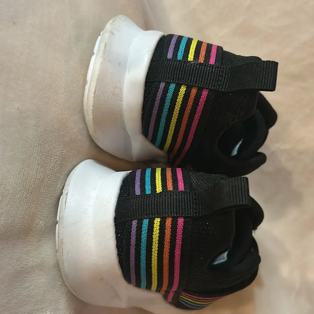 The Children’s Place slip on sneakers